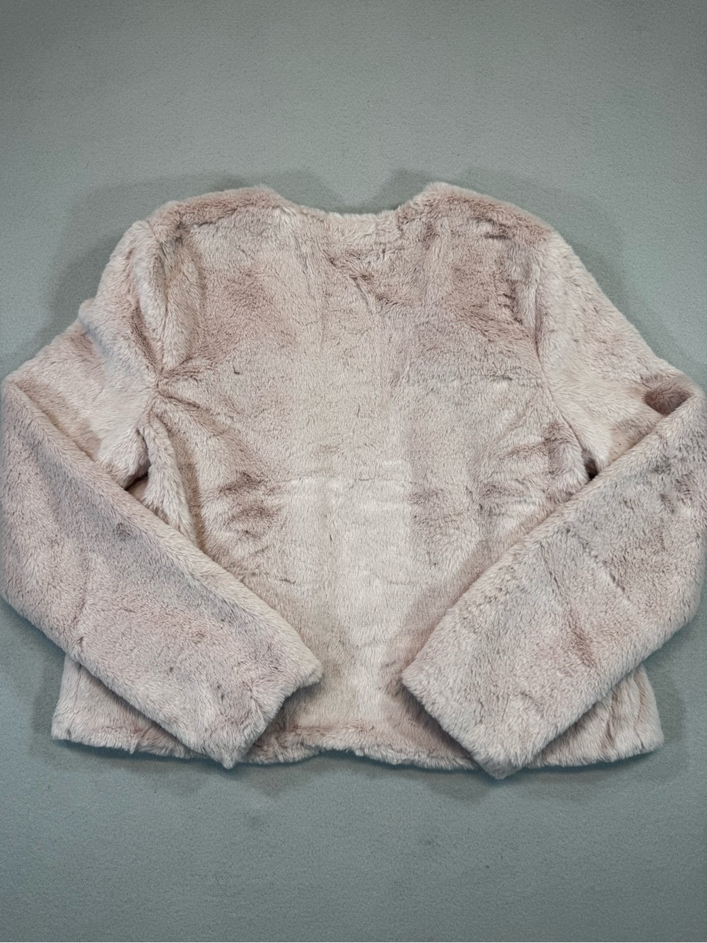 Women's Faux Fur Coat - Light Blush Pink - Picture 5 of 10